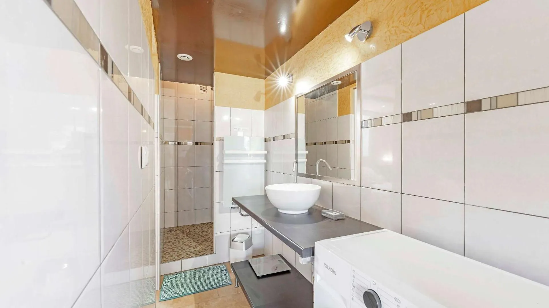 Le Ptit Mazet - Villa Avec Piscine Le Plan-de-la-Tour France
