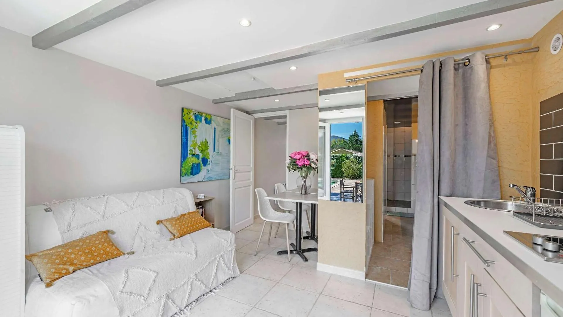 Le Ptit Mazet - Villa Avec Piscine Le Plan-de-la-Tour 0*,  France